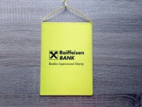 Reklamní vlaječka Raiffeisen Bank