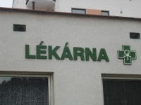 nápis lekárna - Jablonec n. J.